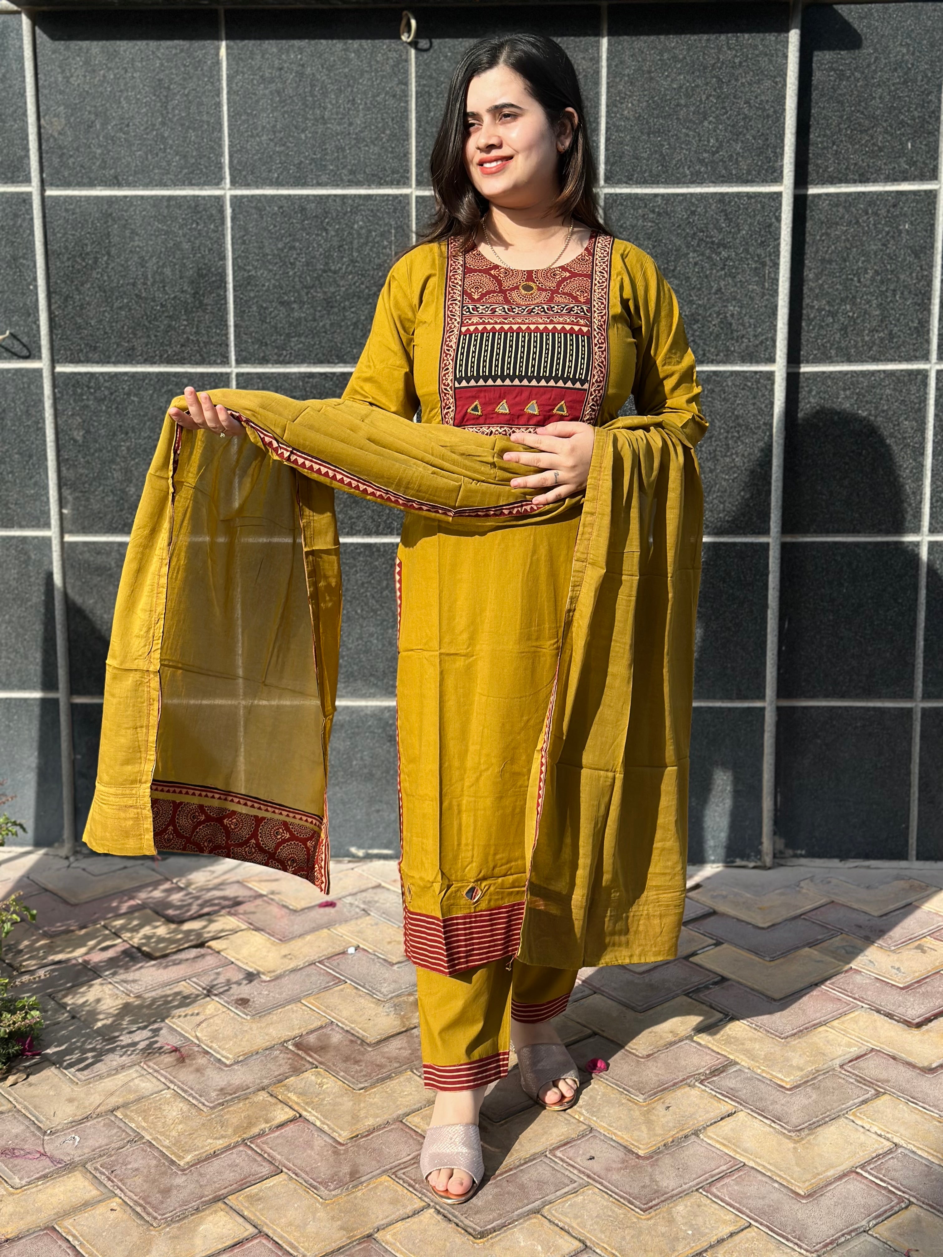 Bagru Cotton Suit